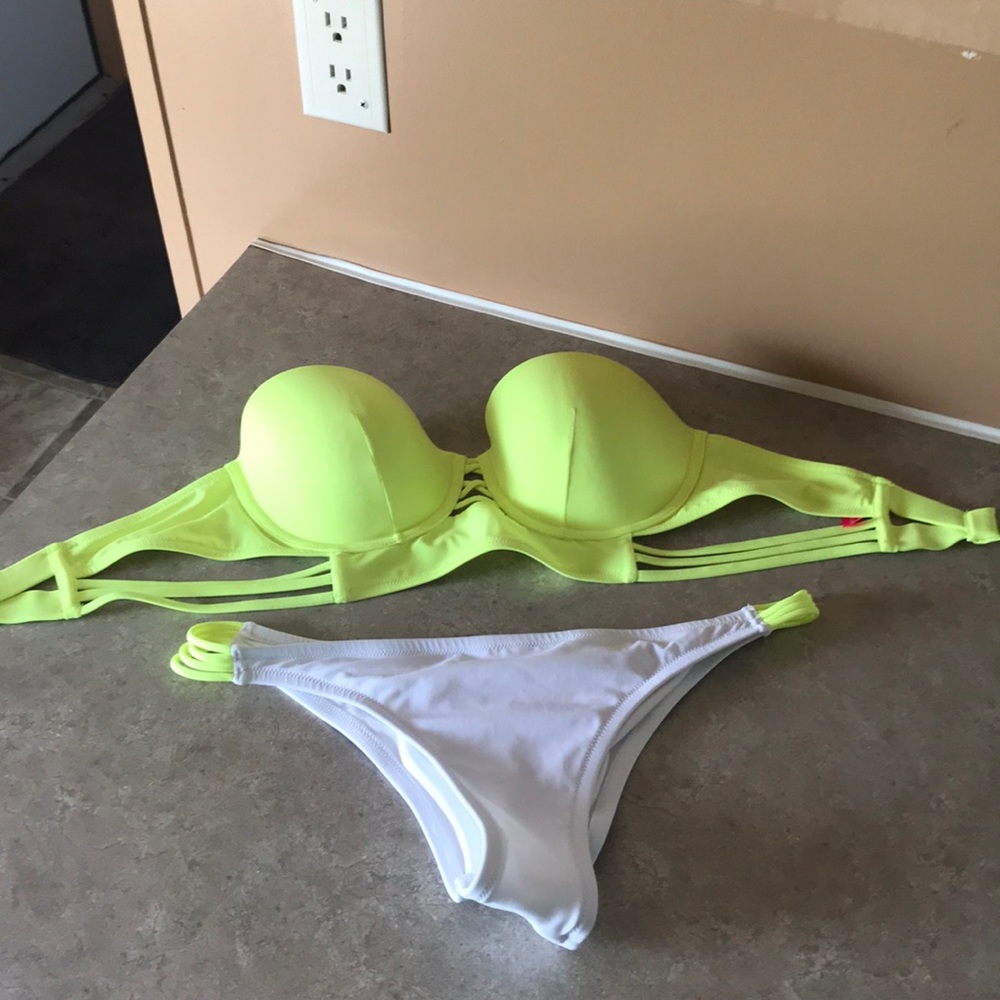 Victoria Secret bathing suit set